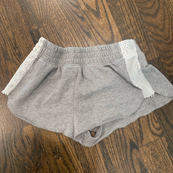 Forever 21 Pants - Shorts forever 21